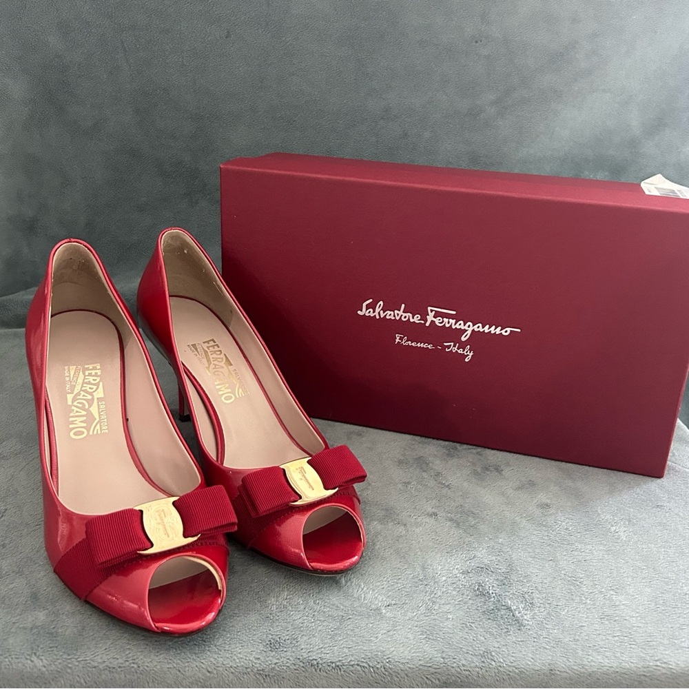 Salvatore Ferragamo Red Pattern Leather Peep Toe , brand new ,size 8.5
